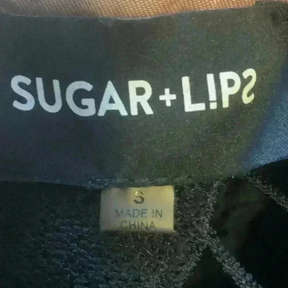 Sugar lips black floral lace dress. G9 - Picture 12 of 12